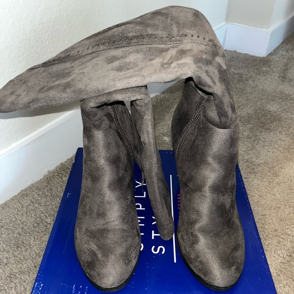 Simply Styled Shoes - Women’s Knee High Boots